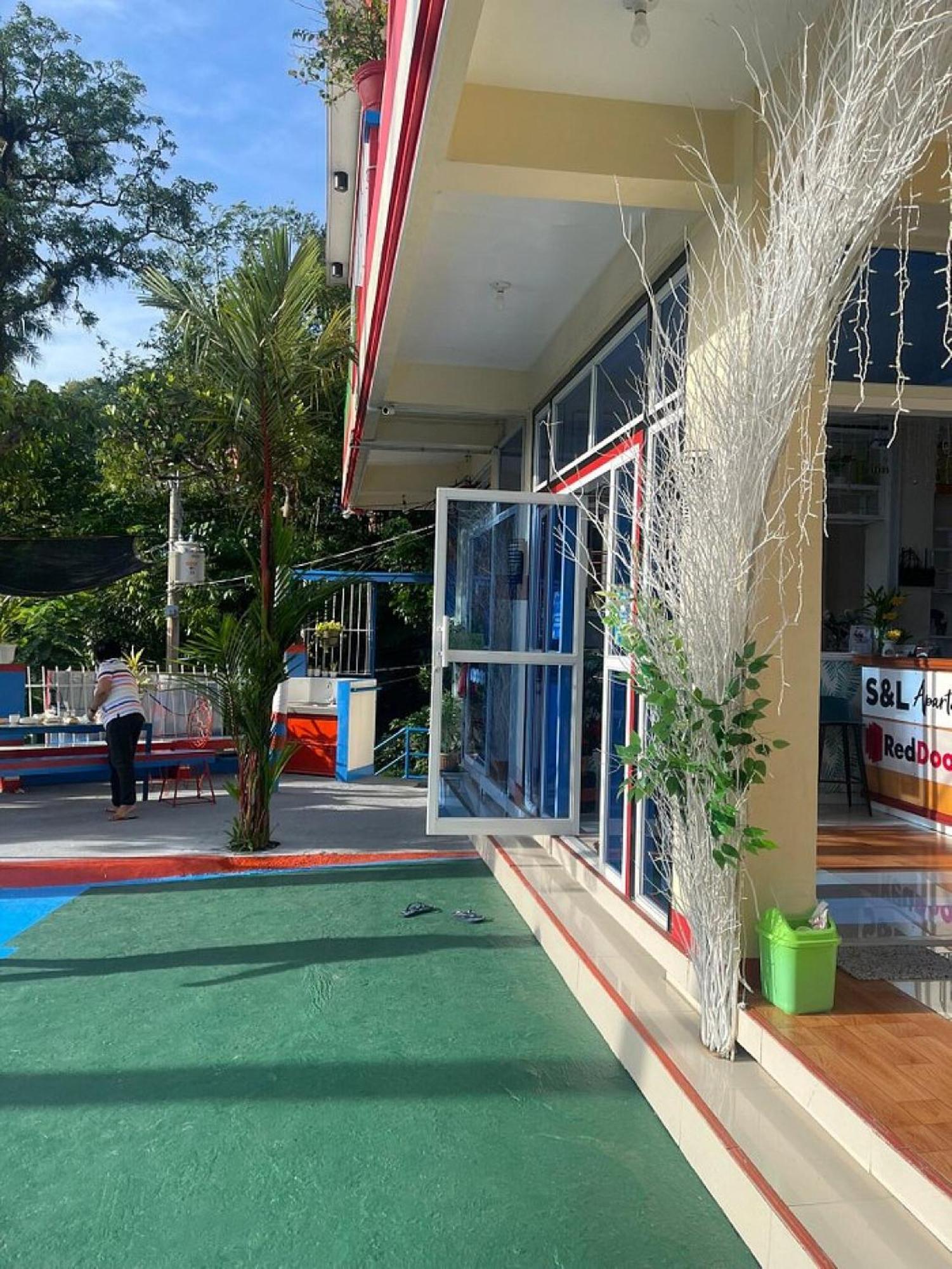 Reddoorz At S & L Apartelle Daraga Albay Legazpi Luaran gambar